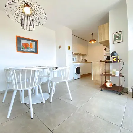 Le Citronnier De La Mediterranee